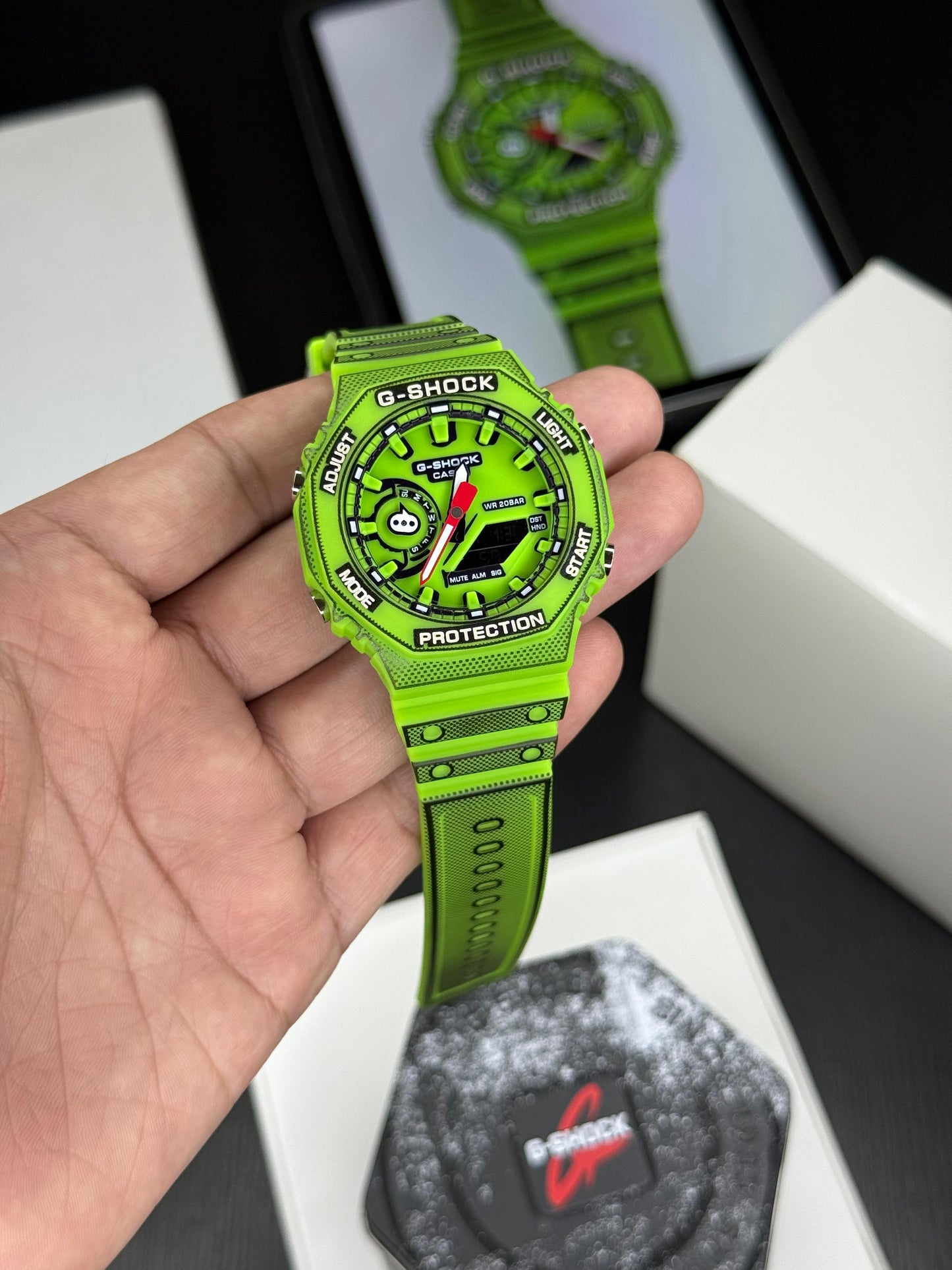 Manga Edition Shock-Resistant Men’s Watch – Auto Light