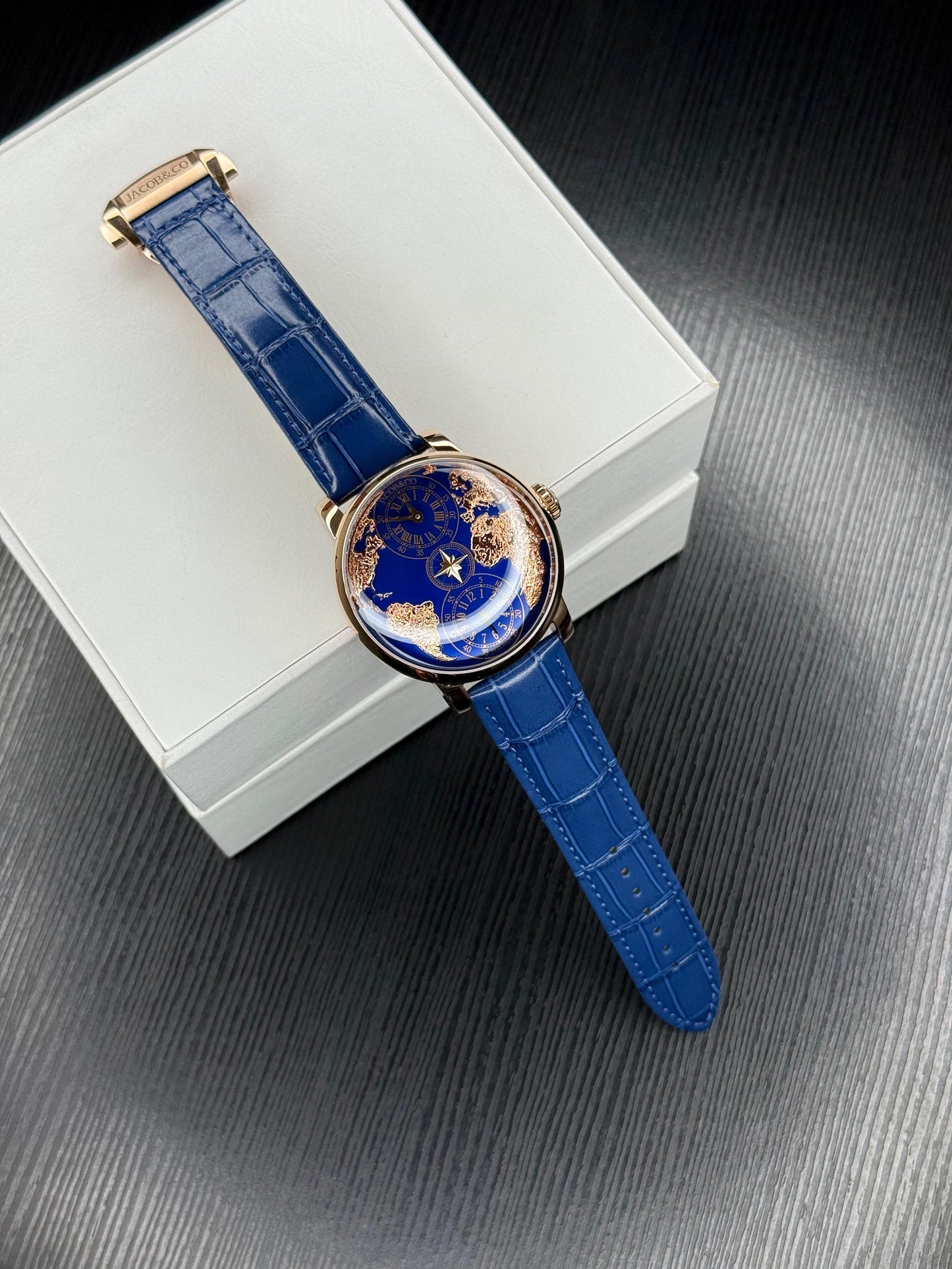 High-End Automatic Men’s Watch – Dual Time Display & Leather Strap