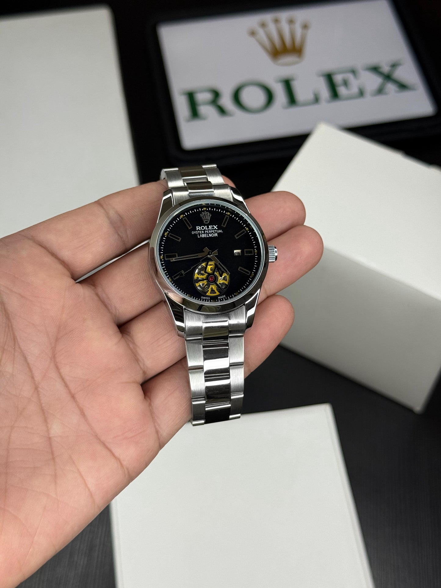 Open-Back Men’s Watch – Quartz Movement | Silver Metal Strap | 42mm