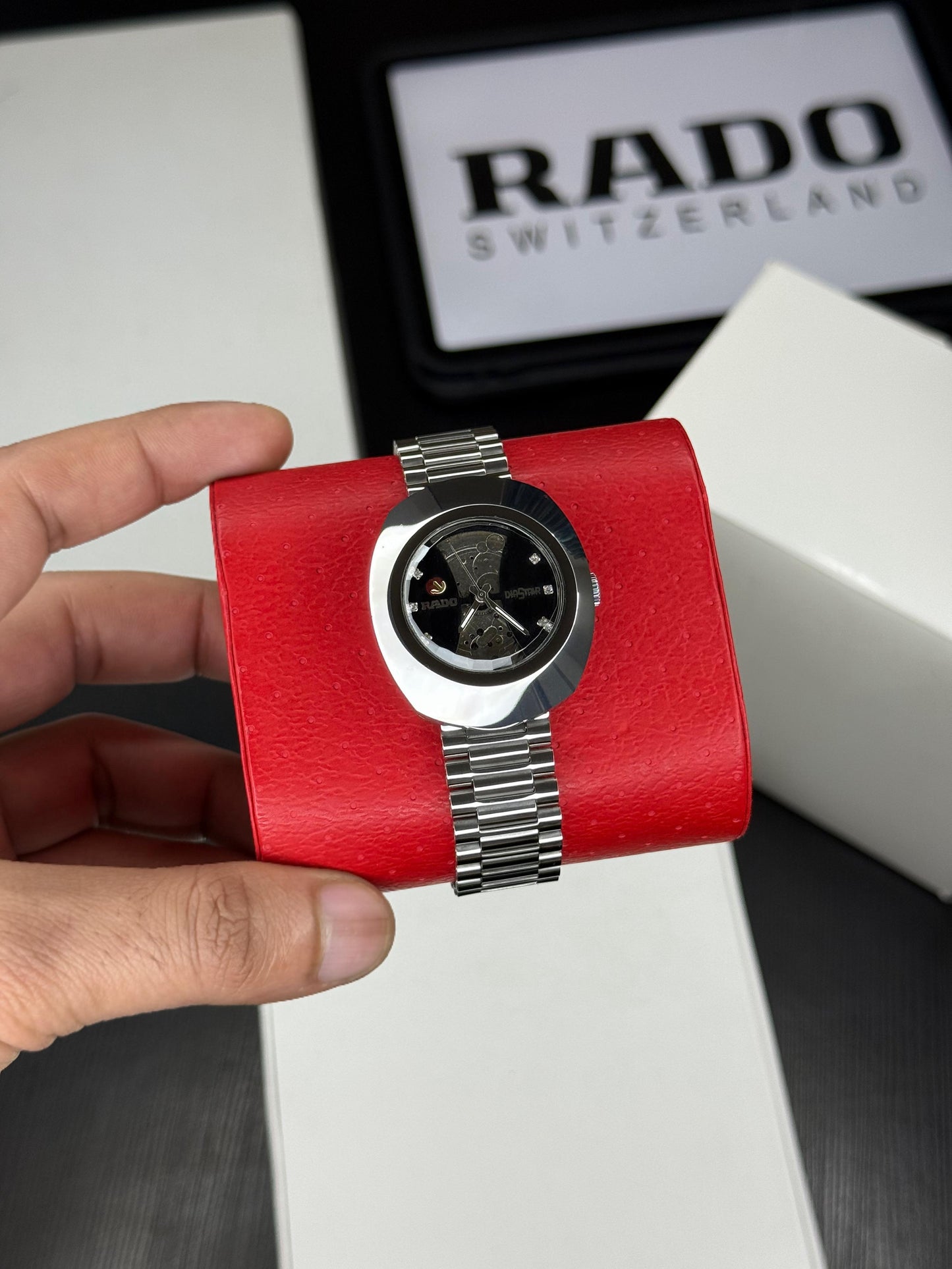 Classic Men’s Automatic Open Heart Watch – Elegant Luxury Timepiece