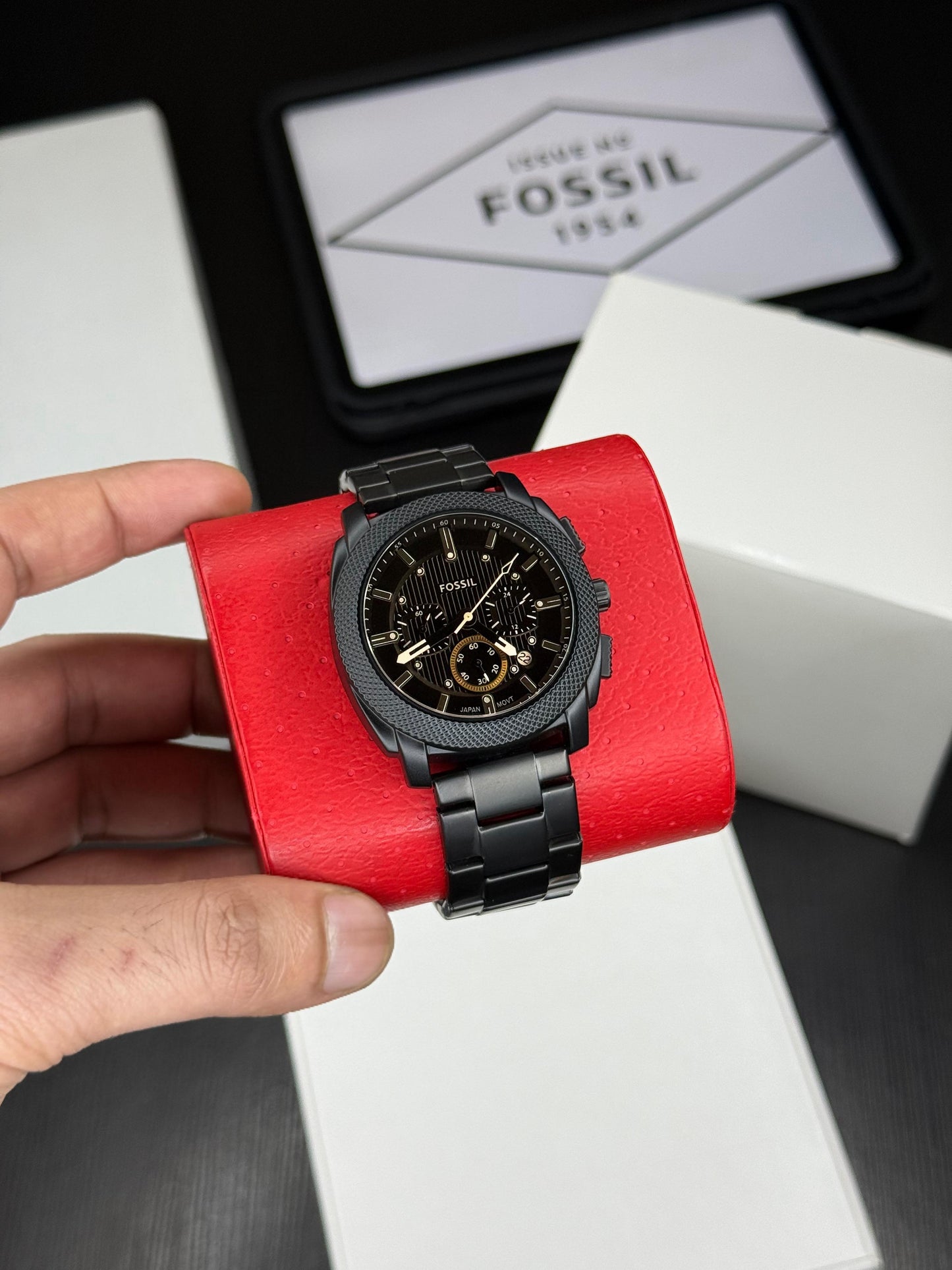 FS 4682 | Machine Analog Watch